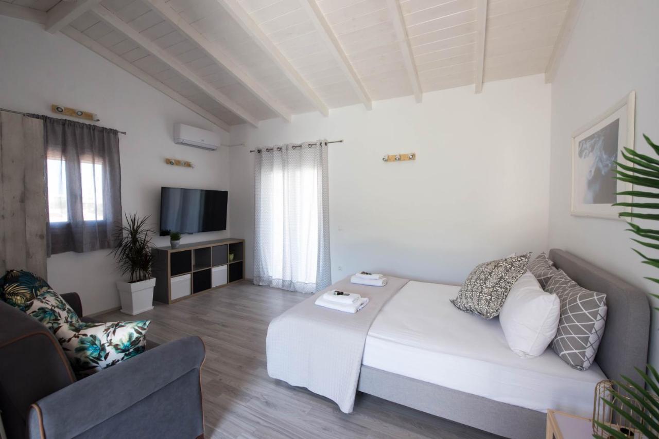 Acharavi Beach Villa מראה חיצוני תמונה